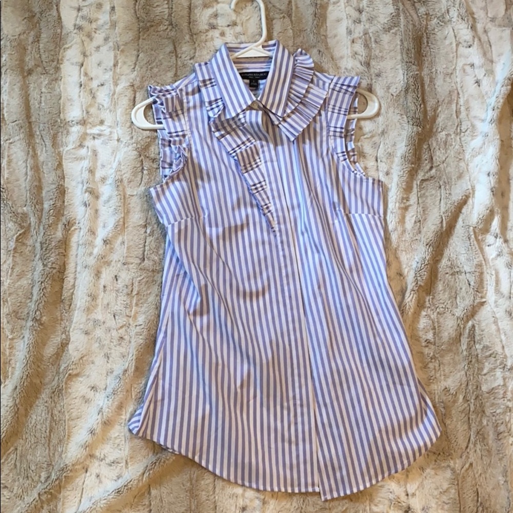Banana Republic Sleeveless Button Top